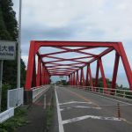 シーサイドラインの赤い橋