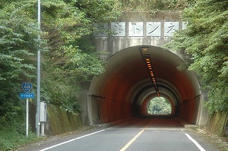 小串トンネル