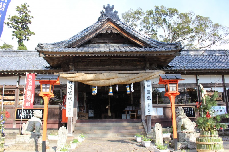 八坂社(富来神社)